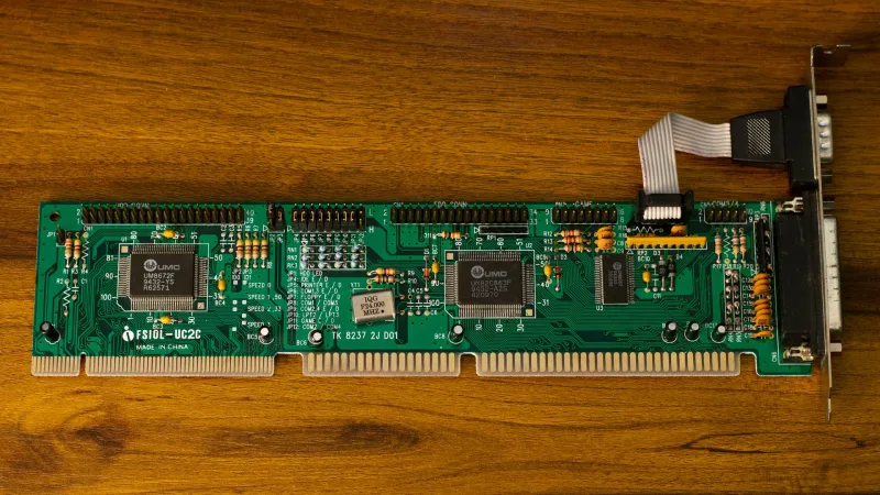 Programowanie pamięci BIOS i UEFI